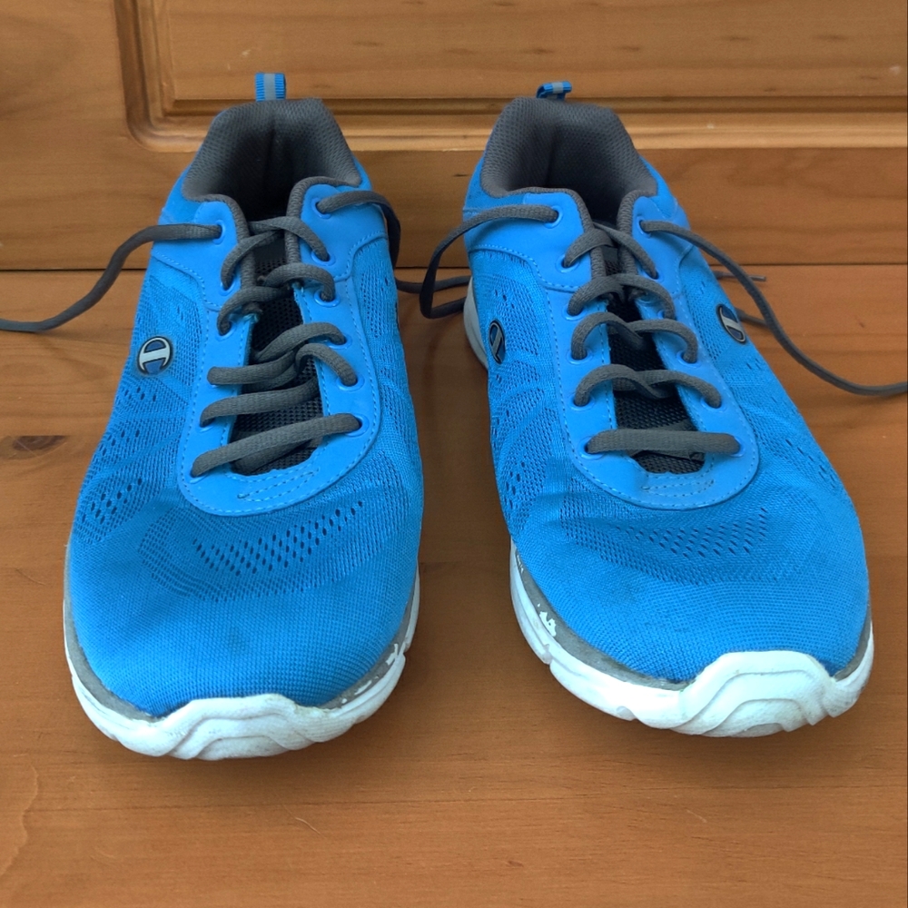Champion Sneakers